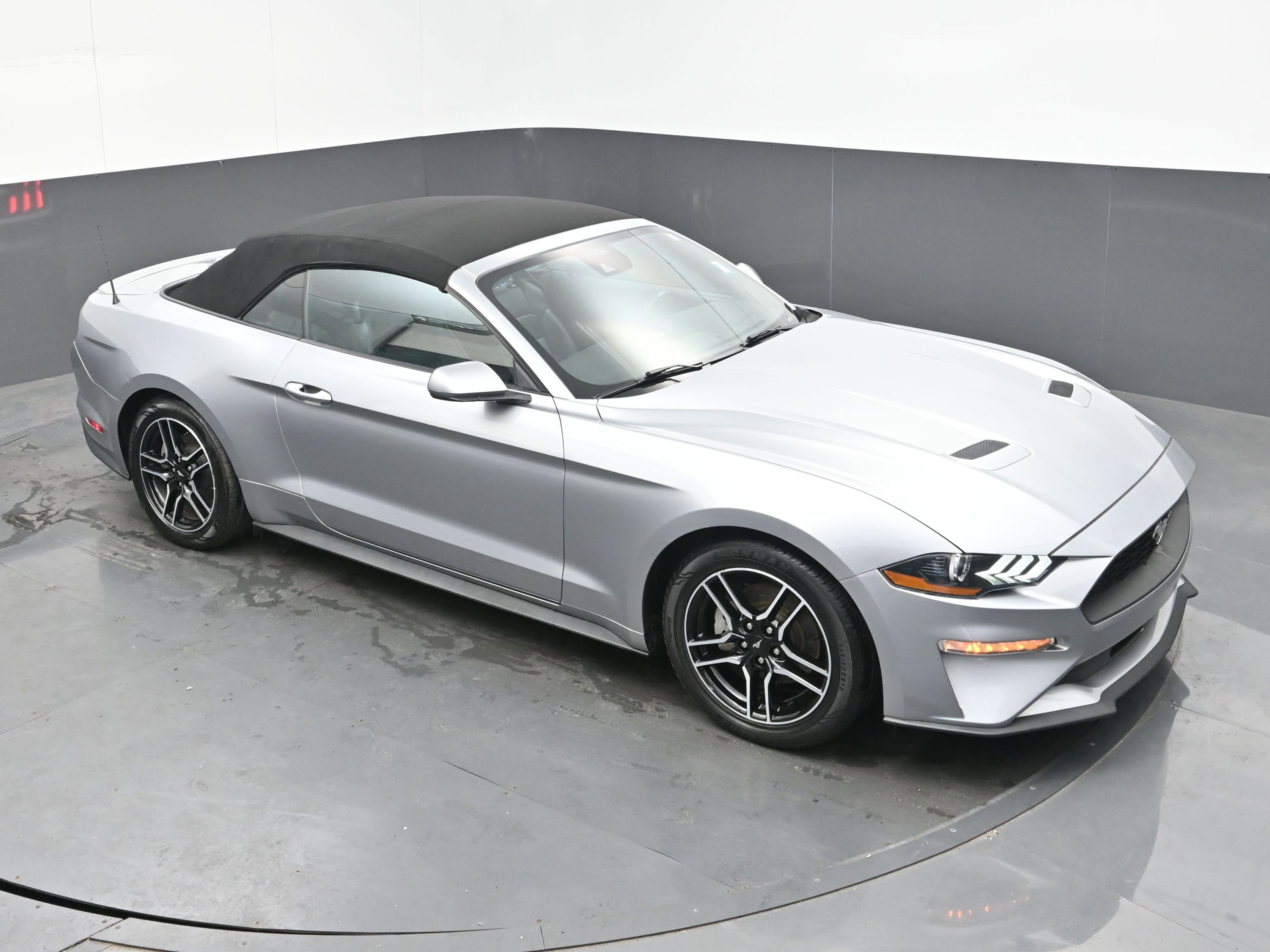 Used 2023 Ford Mustang Premium image 26