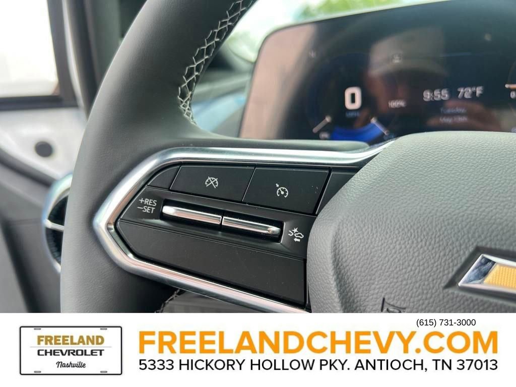 New 2025 Chevrolet Equinox EV LT w/ Convenience Package II image 9