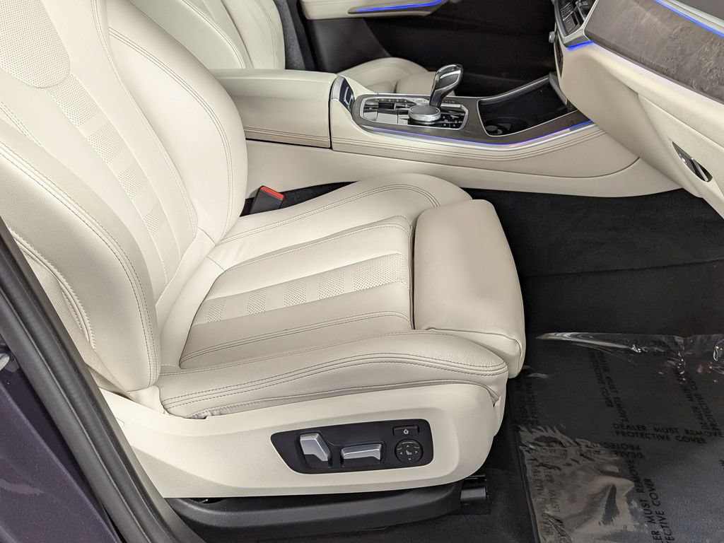 Used 2021 BMW X5 xDrive40i AWD/4WD image 26