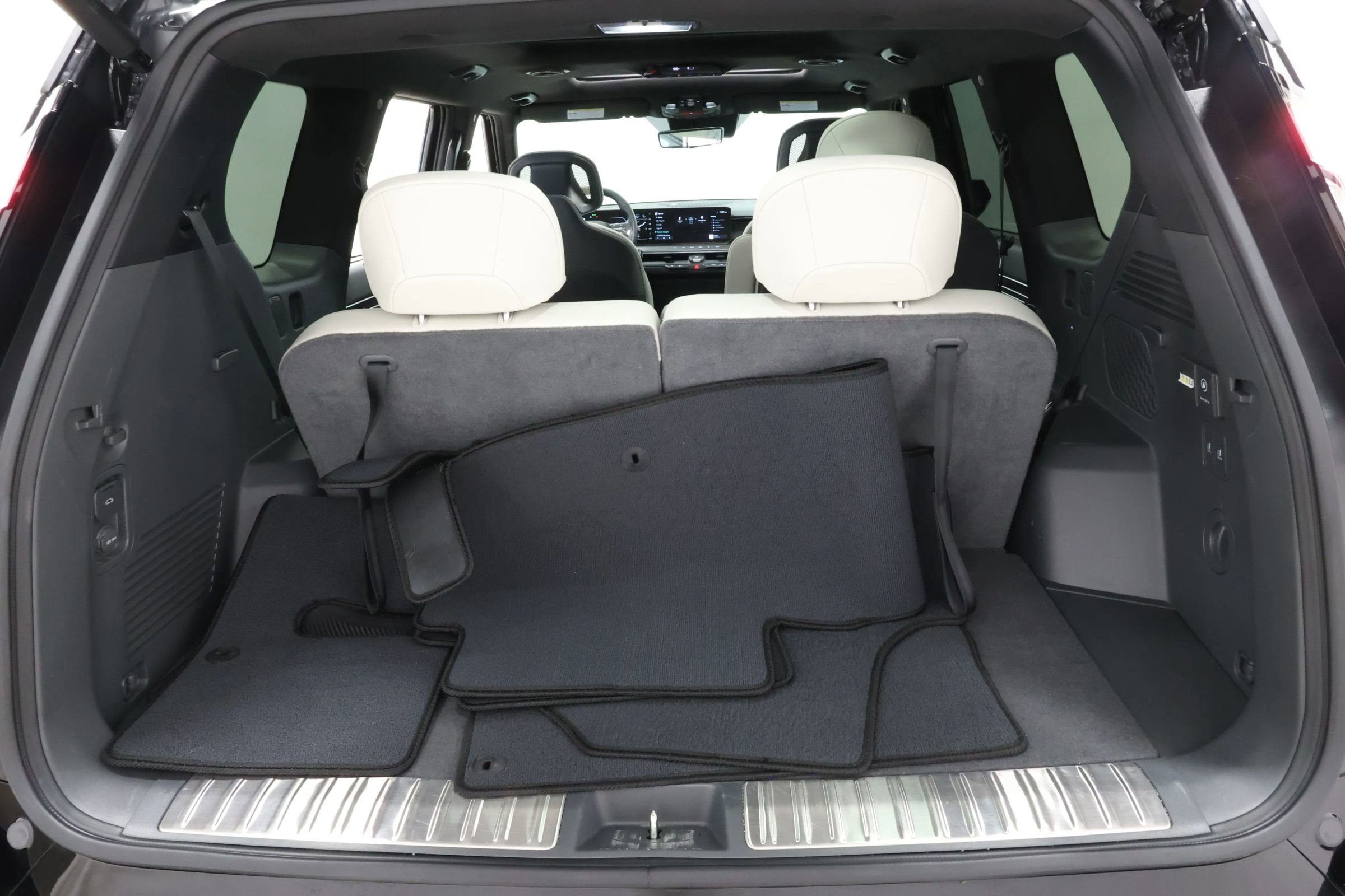 Used 2024 Kia EV9 GT-Line image 91