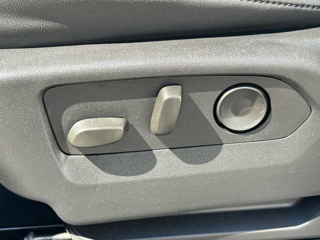 Used 2025 Chevrolet Silverado 2500 LT w/ All Star Edition AWD/4WD image 38