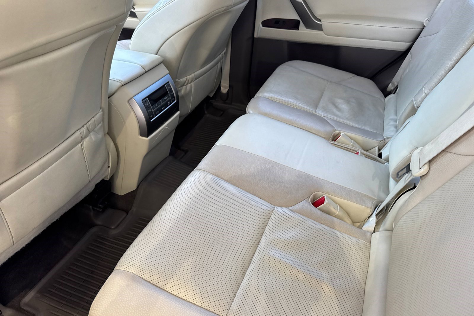Used 2019 Lexus GX 460 Premium w/ Premium Package AWD/4WD image 15
