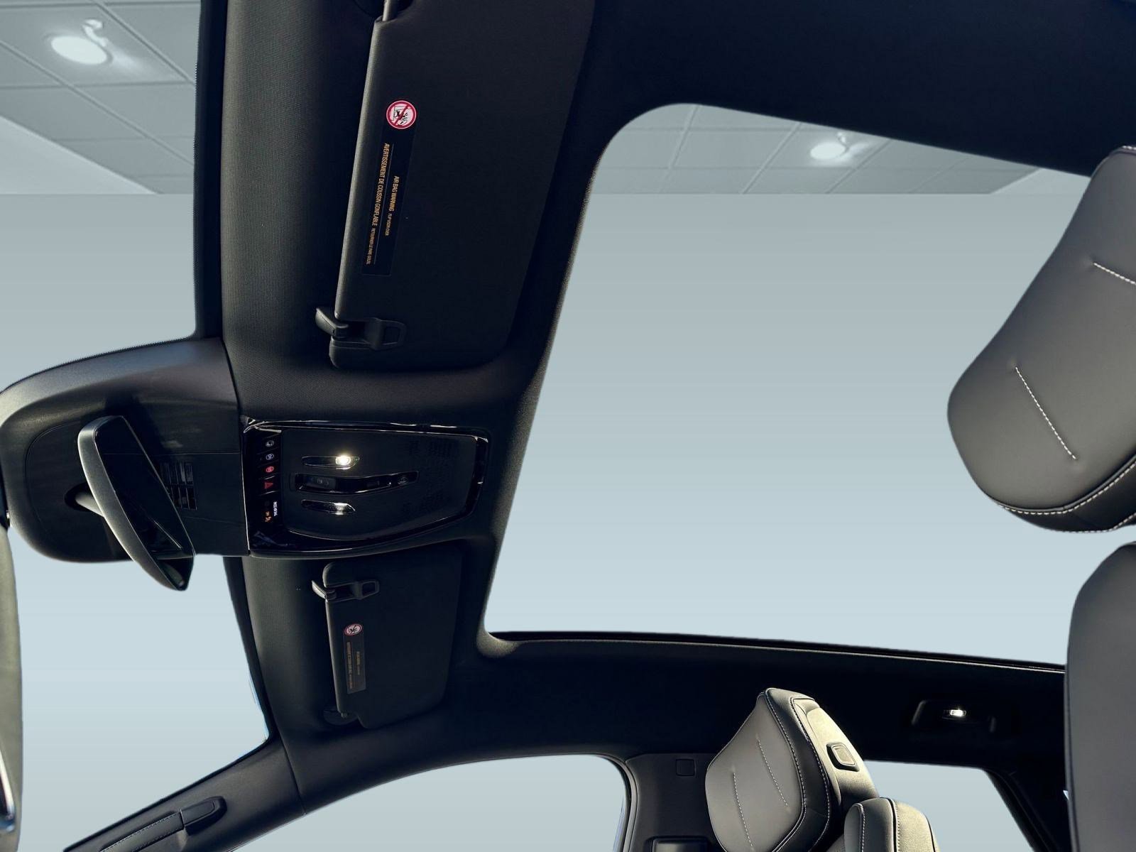 New 2026 Cadillac Lyriq Sport image 12