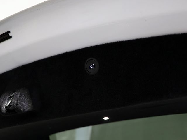 Used 2023 Tesla Model X AWD/4WD image 36