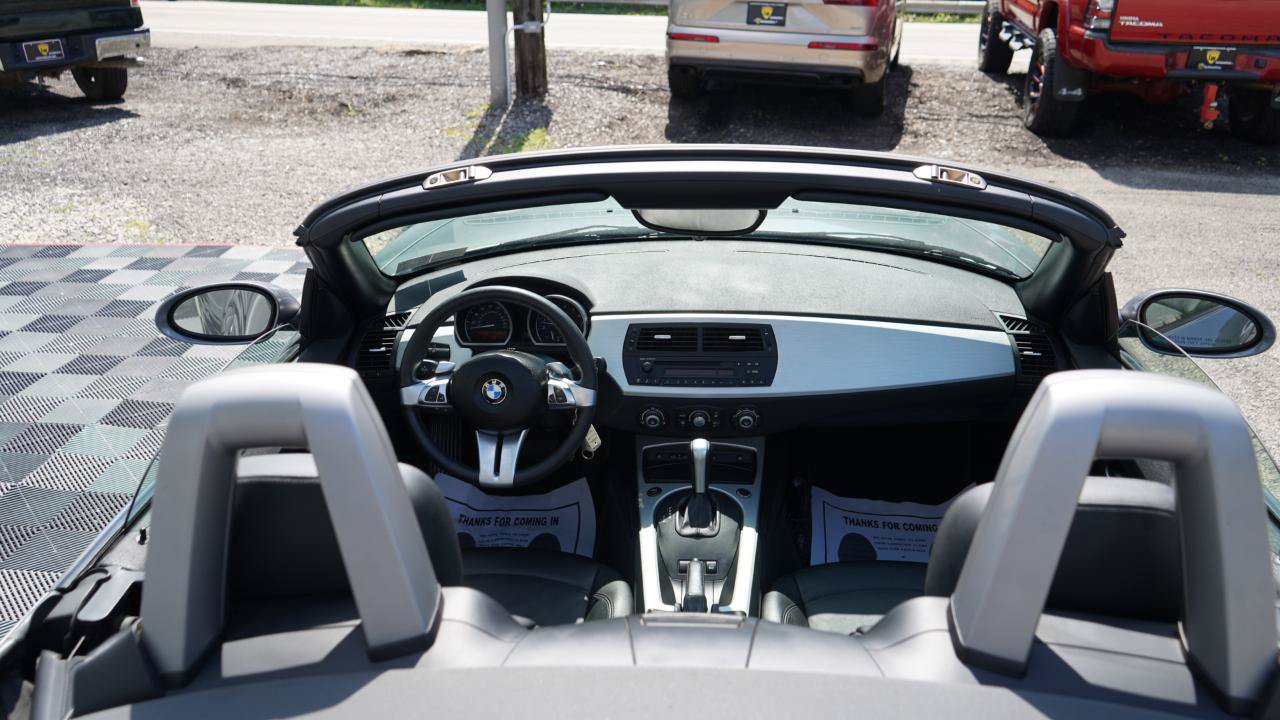 Used 2008 BMW Z4 3.0i w/ Premium Pkg RWD image 73