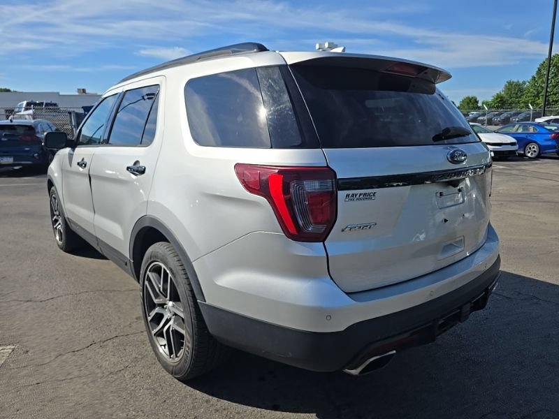 Used 2016 Ford Explorer Sport w/ Equipment Group 401A AWD/4WD image 5