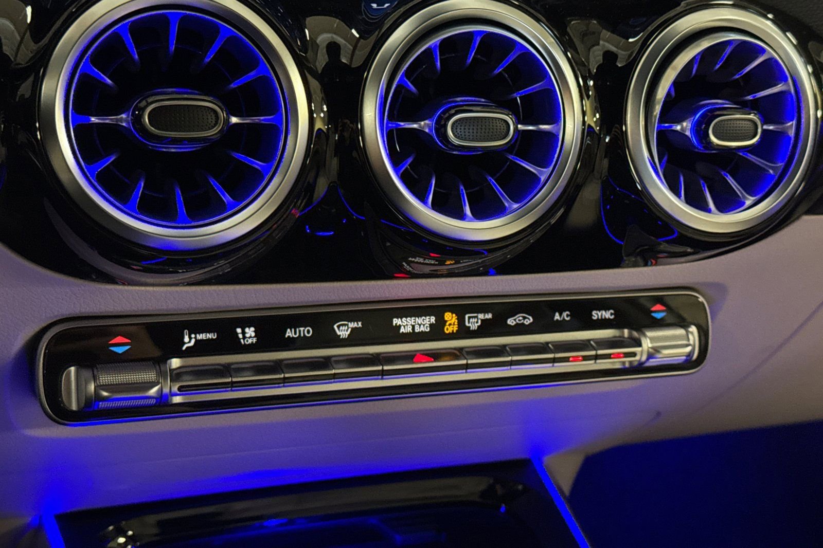 New 2025 Mercedes-Benz GLA 250 image 26