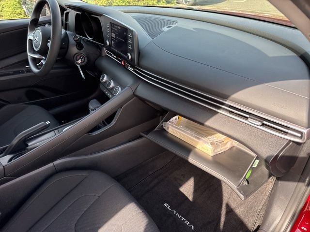 Certified 2023 Hyundai Elantra SE image 26