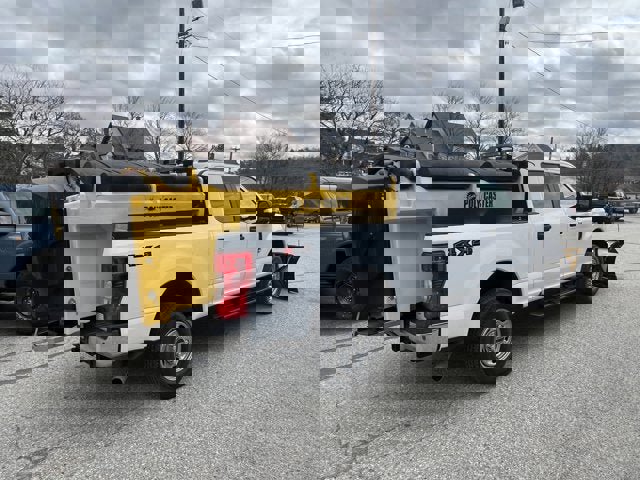 Used 2022 Ford F250 XL w/ Power Equipment Group AWD/4WD image 7