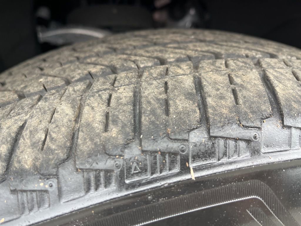 Used 2023 Chevrolet Suburban RST w/ Sport Performance Package image 10