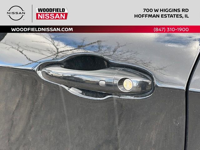 Used 2017 Jeep Compass Latitude w/ Popular Equipment Group image 13