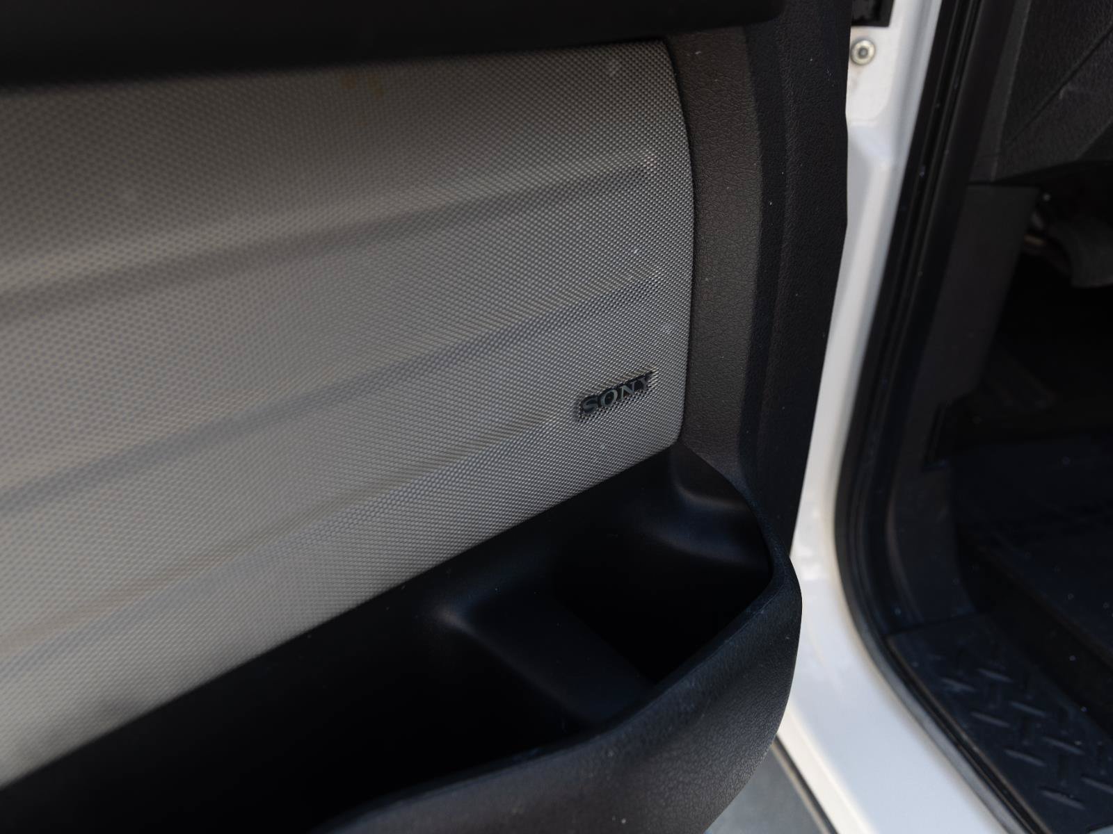 Used 2013 Ford F150 Platinum AWD/4WD image 17