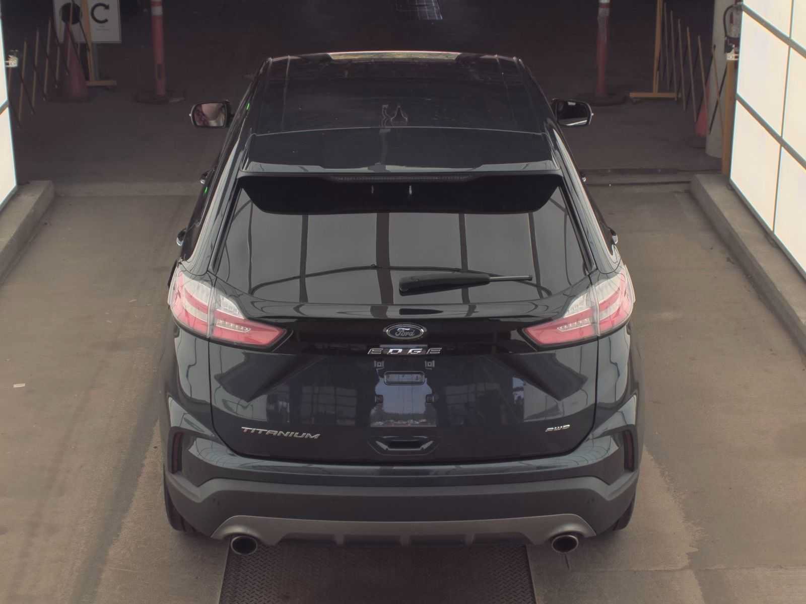 Used 2024 Ford Edge Titanium AWD/4WD image 17