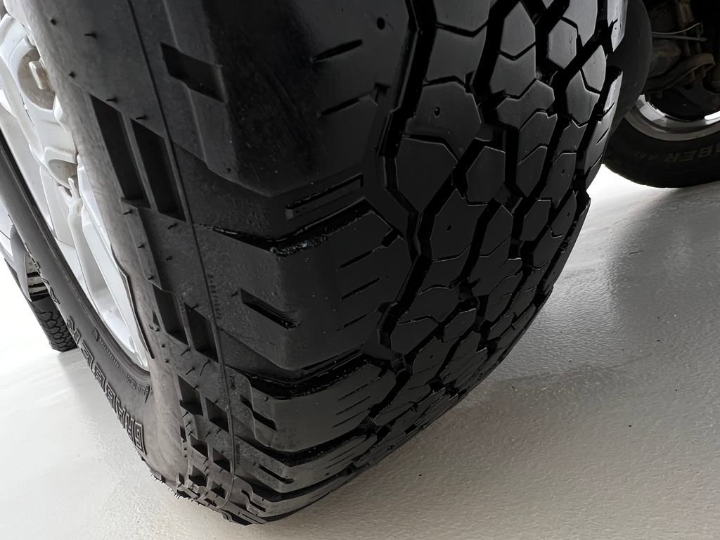 Used 2018 Toyota Tundra SR5 image 31