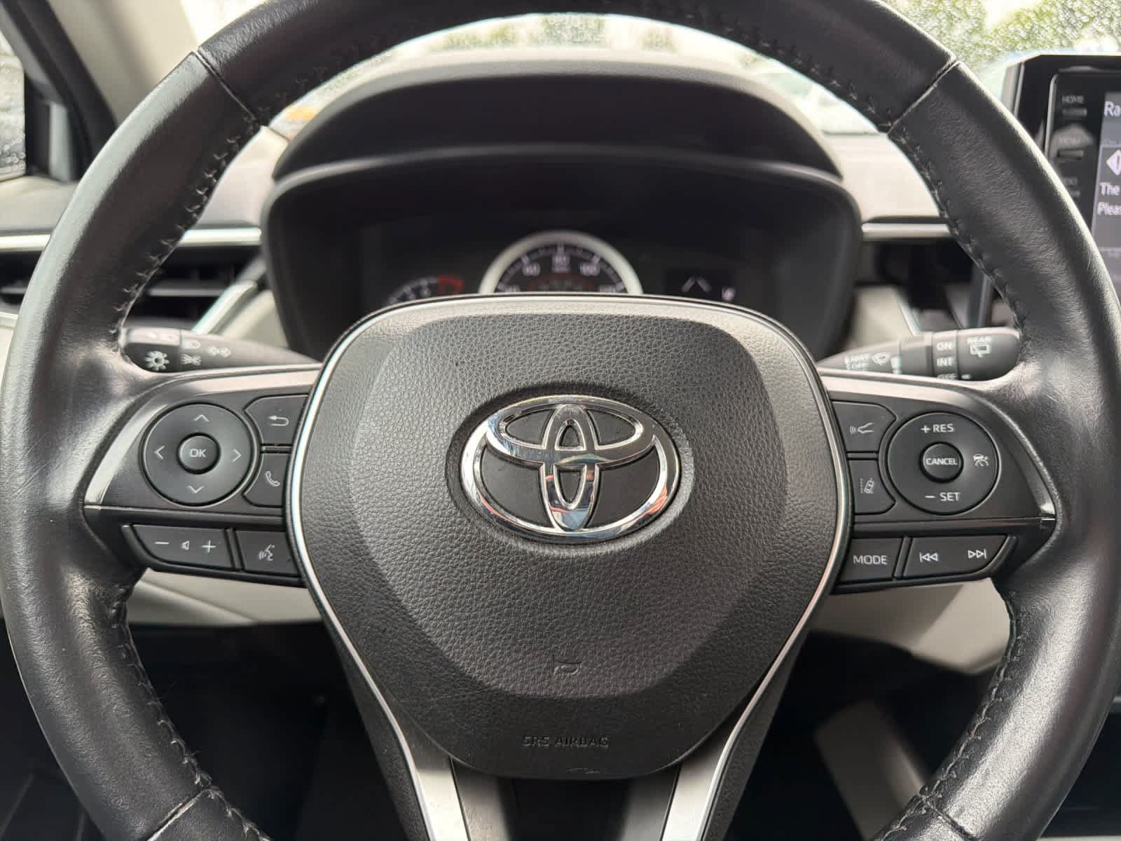 Used 2022 Toyota Corolla Cross LE FWD image 23