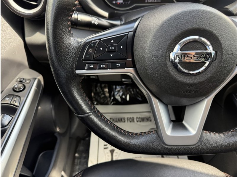 Used 2020 Nissan Kicks SR w/ SR Premium Package image 36