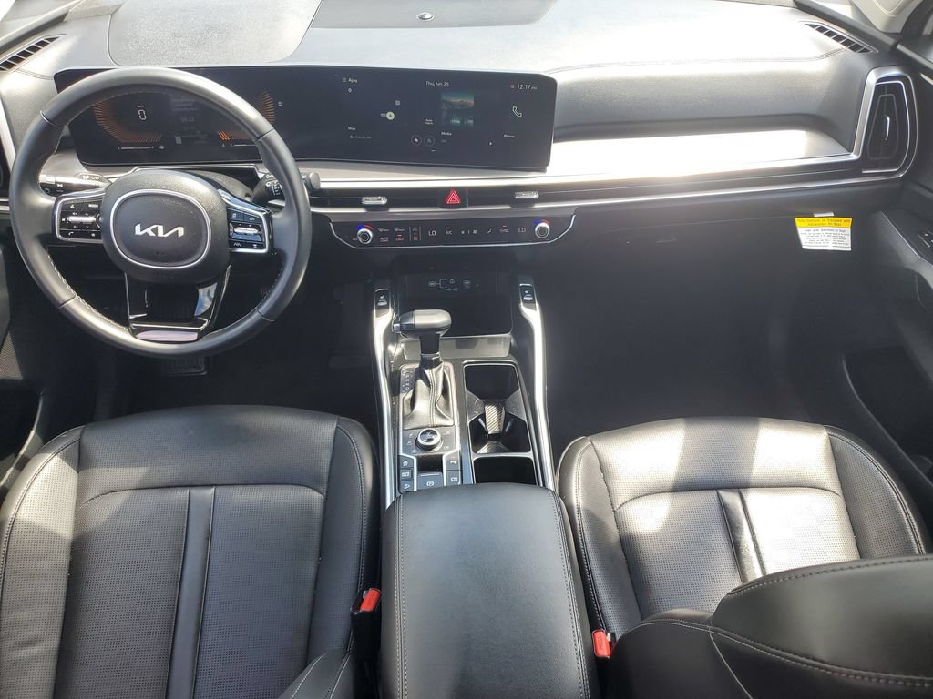 Certified 2024 Kia Sorento S w/ Panoramic Sunroof Package AWD/4WD image 23