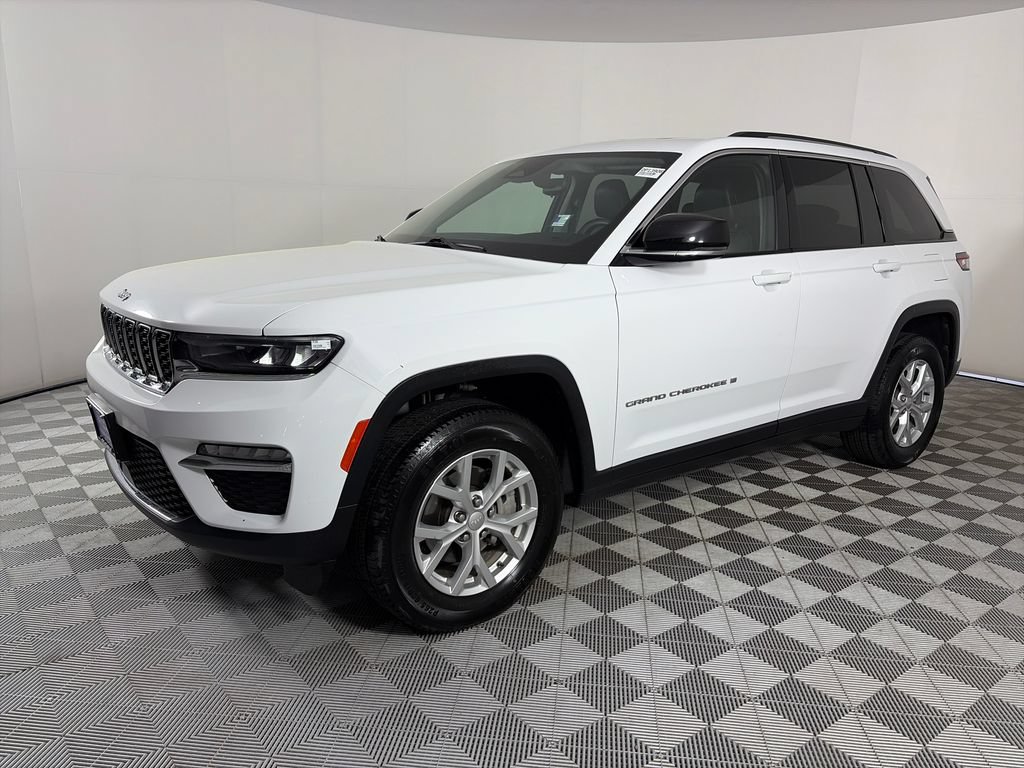 Used 2024 Jeep Grand Cherokee Limited AWD/4WD video 3