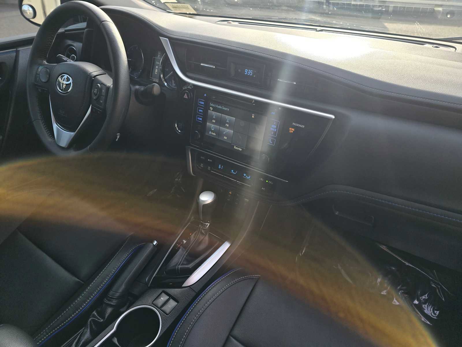 Used 2017 Toyota Corolla XSE image 12