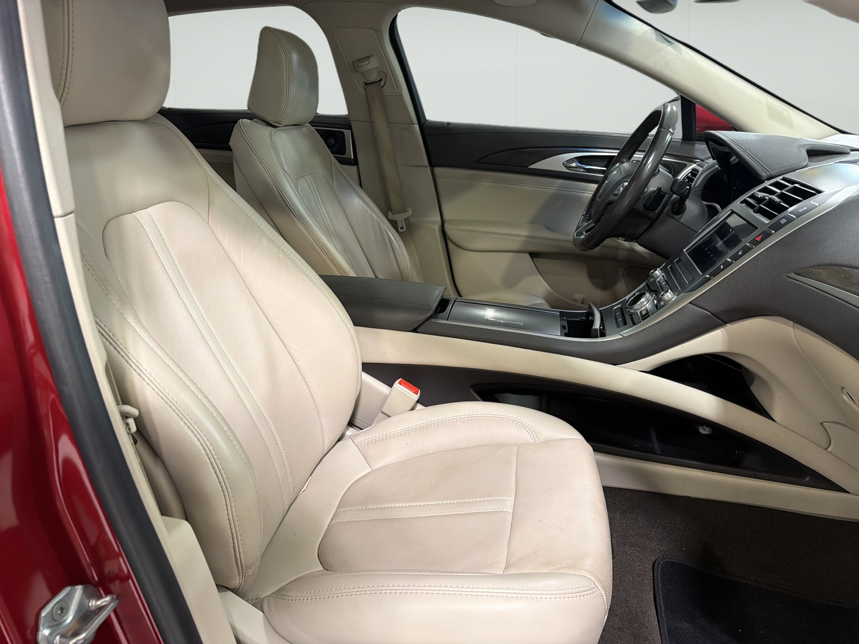 Used 2020 Lincoln MKZ Reserve AWD/4WD image 12