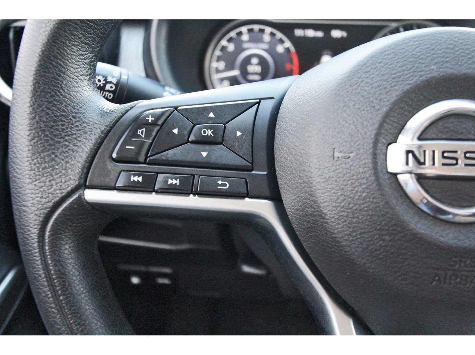 Used 2019 Nissan Kicks SV image 15