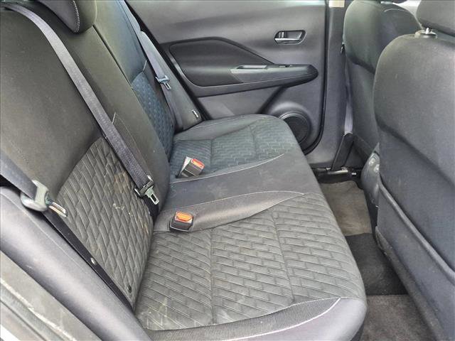 Used 2021 Nissan Kicks SV image 18