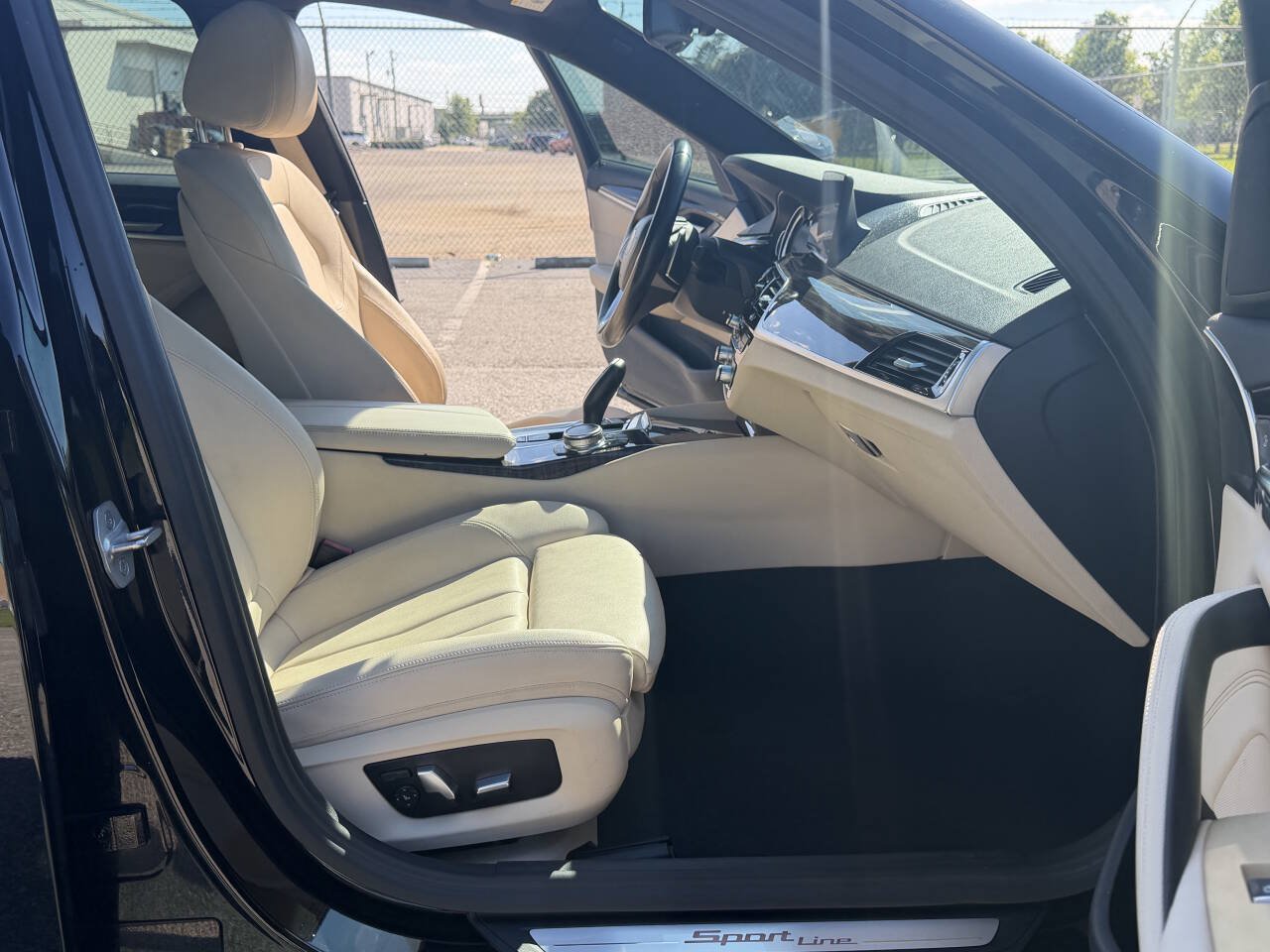 Used 2017 BMW 530i RWD image 20