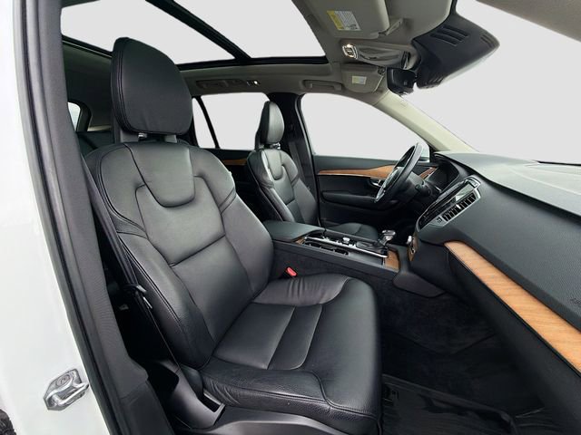 Used 2021 Volvo XC90 T6 Momentum w/ Climate Package image 29