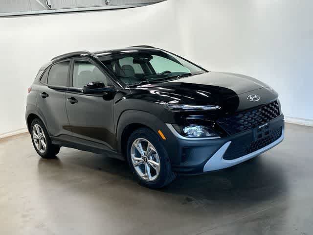 Used 2023 Hyundai Kona SEL w/ Cargo Package AWD/4WD image 30