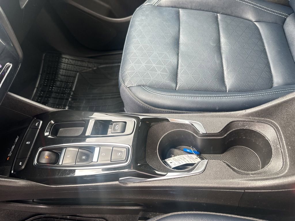 Used 2023 Chevrolet Bolt EUV LT w/ Convenience Package FWD image 19