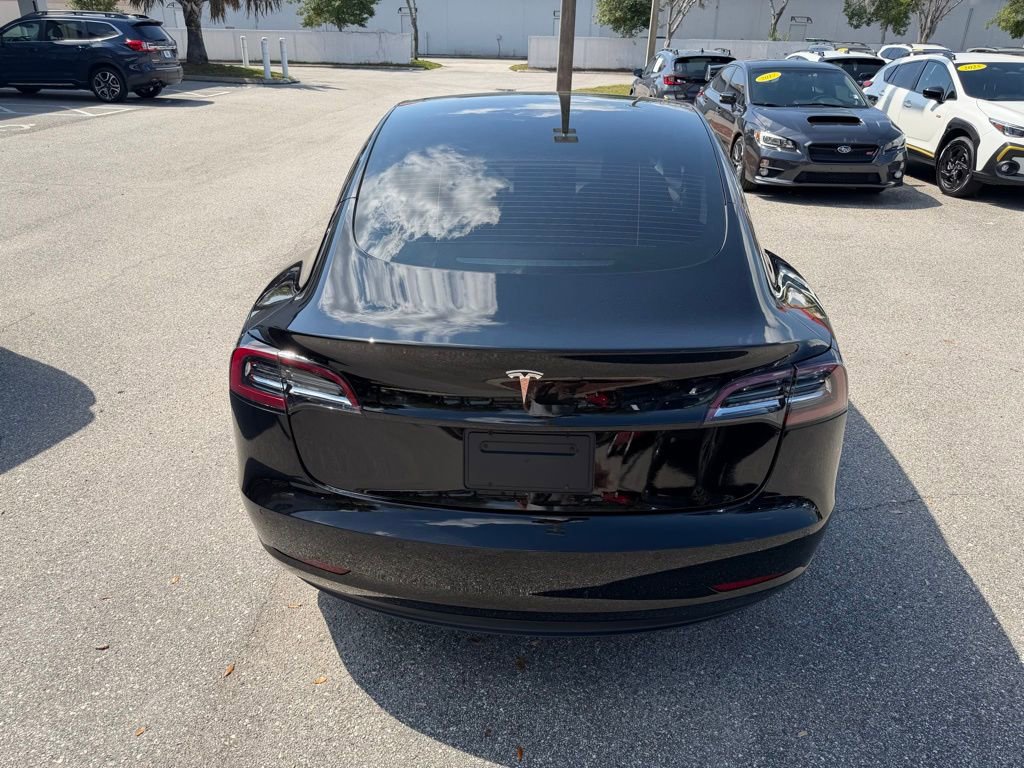 Used 2021 Tesla Model 3 Standard Range Plus image 6