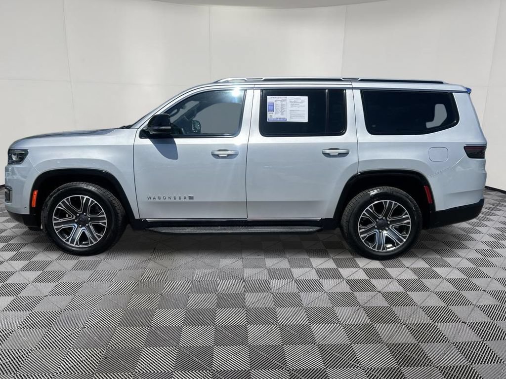Used 2024 Jeep Wagoneer Series II w/ Flexible Seating Group AWD/4WD image 4