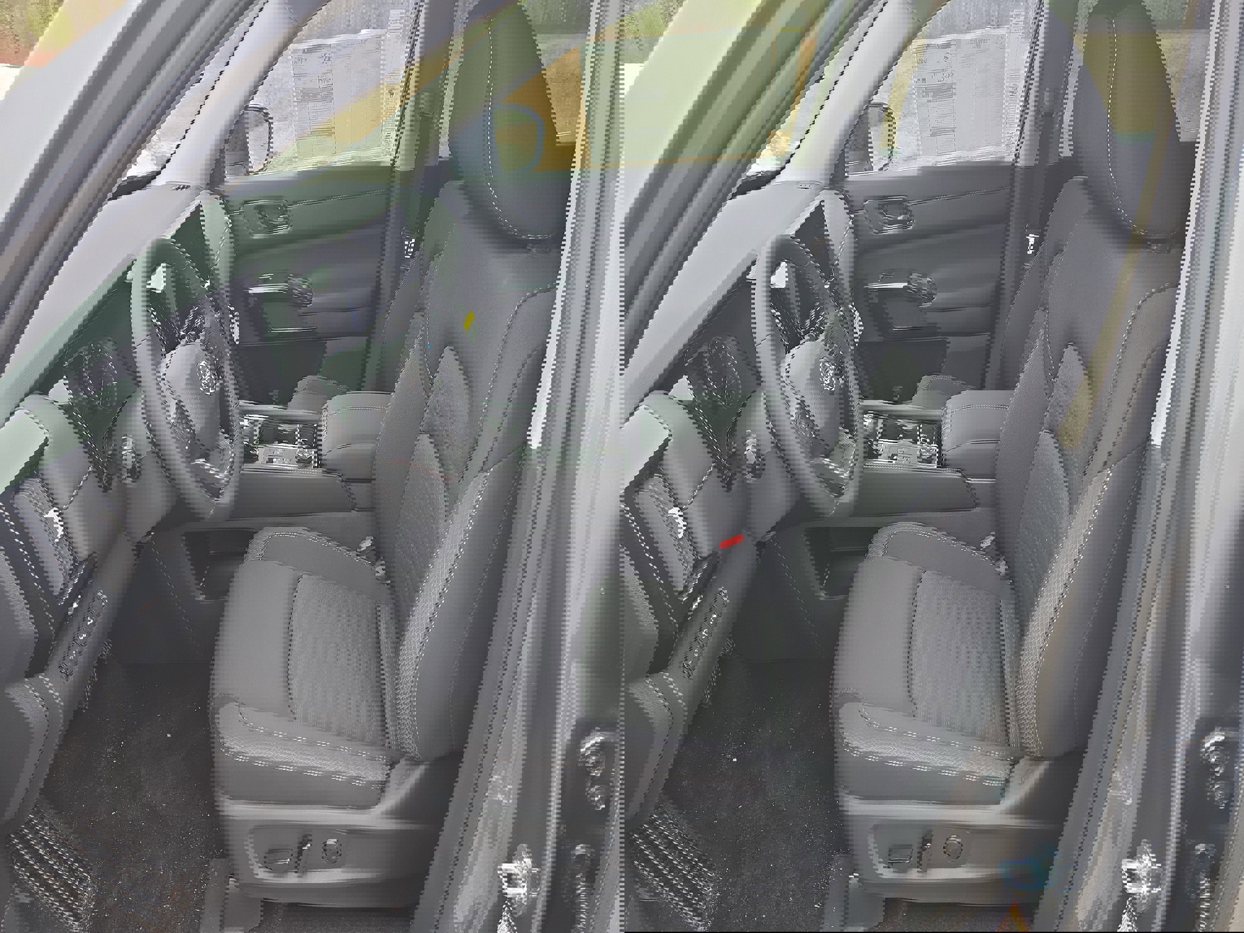 New 2026 Nissan Pathfinder SV image 4