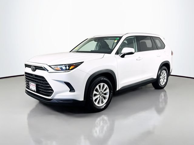 Certified 2024 Toyota Grand Highlander AWD image 2