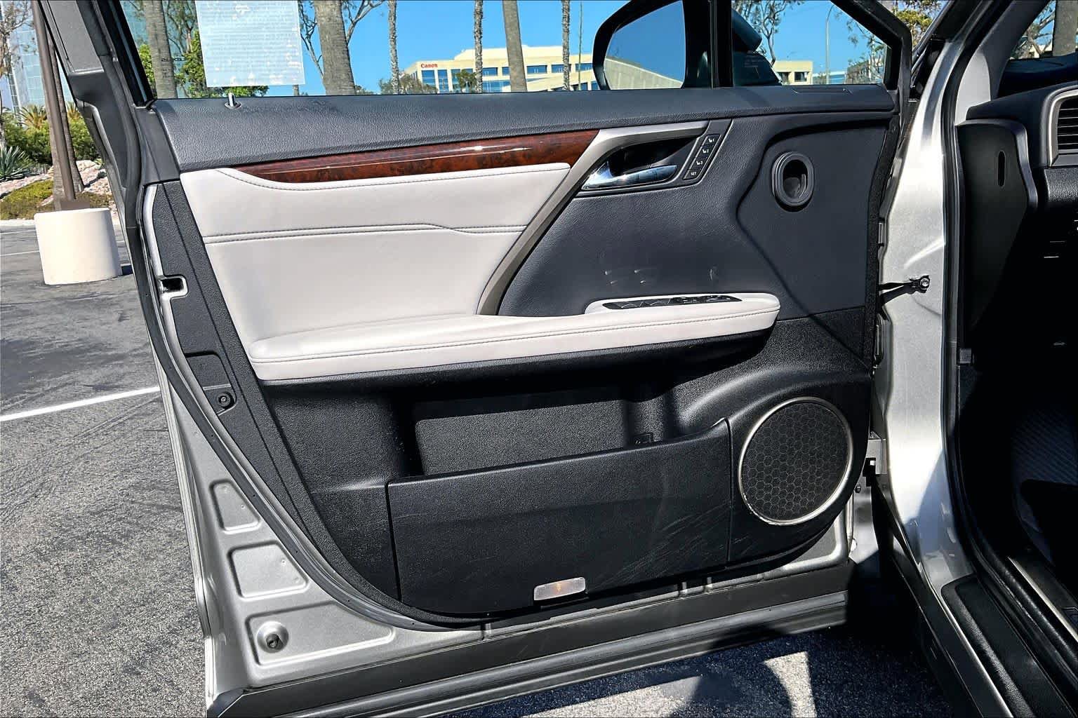 Used 2019 Lexus RX 450h AWD w/ Navigation Package image 20