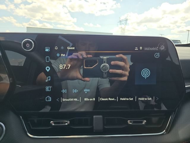 New 2027 Chevrolet Equinox RS w/ Safety and Technology Package FWD image 13