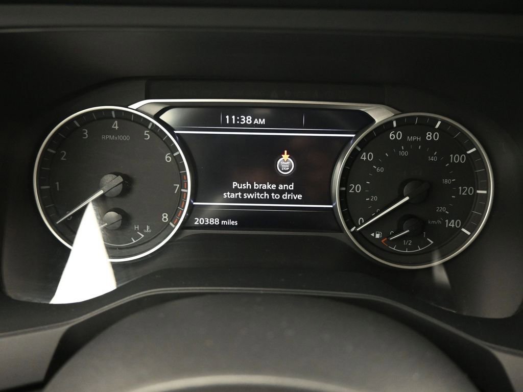 Used 2024 Nissan Pathfinder S image 13