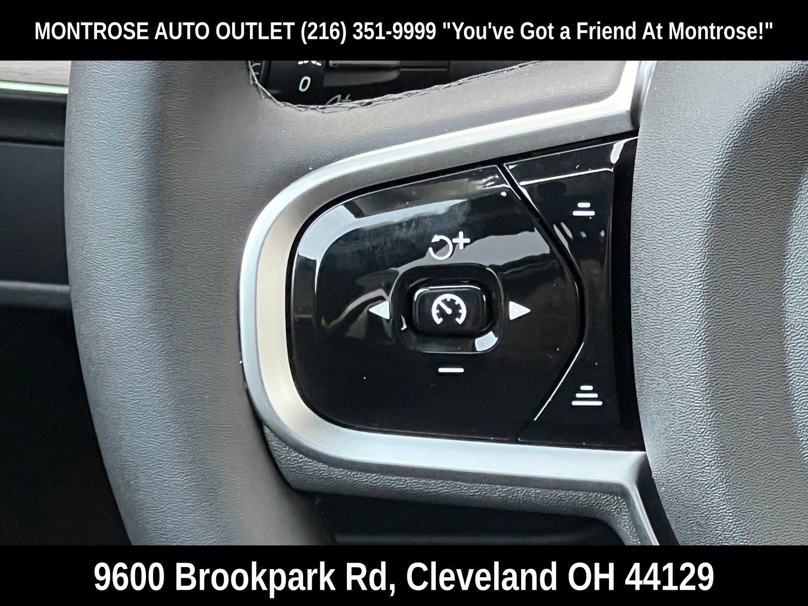 New 2026 Volvo XC90 B5 Plus w/ Protection Package Premier AWD/4WD image 29