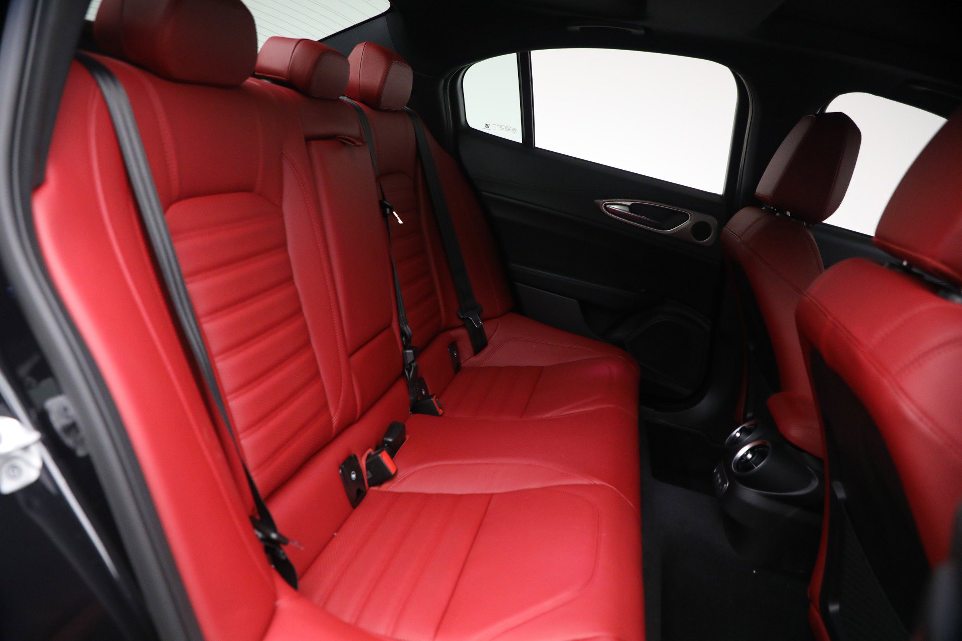 New 2026 Alfa Romeo Giulia AWD image 21