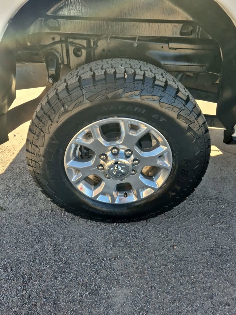 Used 2023 RAM 2500 Laramie AWD/4WD image 11