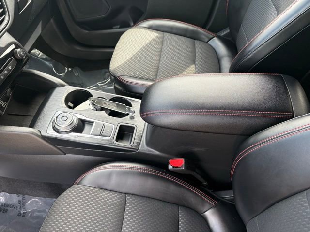 Certified 2024 Ford Escape ST-Line w/ Tech Pack #1 AWD/4WD image 17