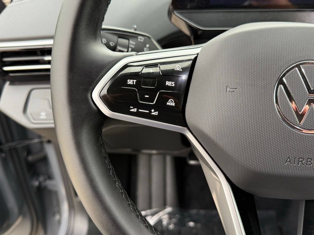 New 2026 Volkswagen ID.4 Pro RWD image 15