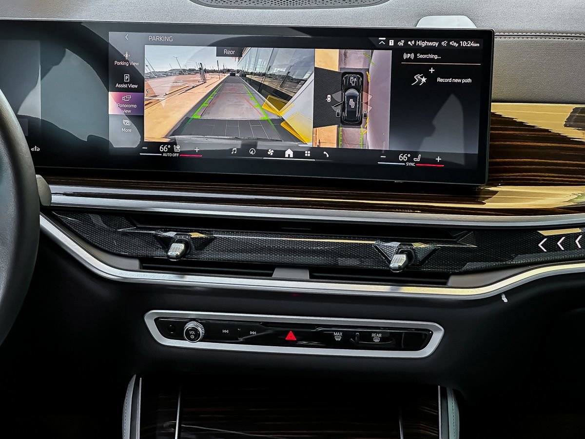 New 2025 BMW X5 sDrive40i w/ Climate Comfort Package image 29