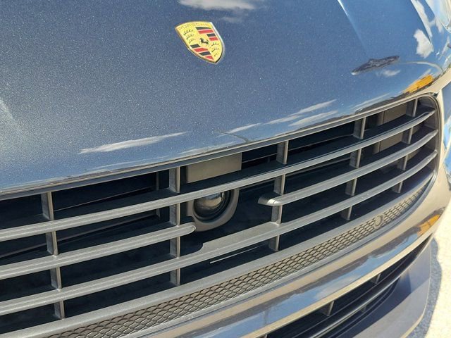 Used 2020 Porsche Macan image 6