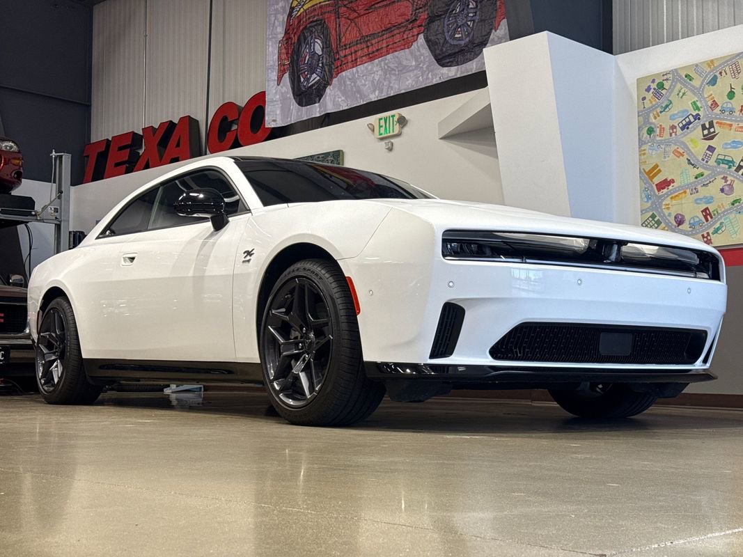 Used 2024 Dodge Charger R/T w/ Plus Group image 42