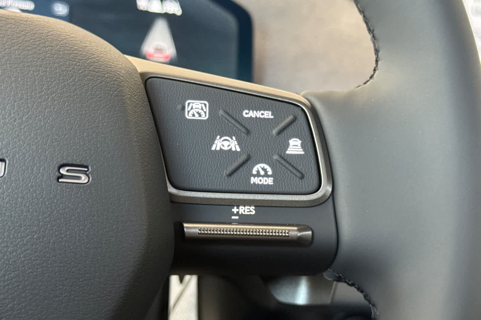 New 2026 Lexus ES 350e FWD image 26