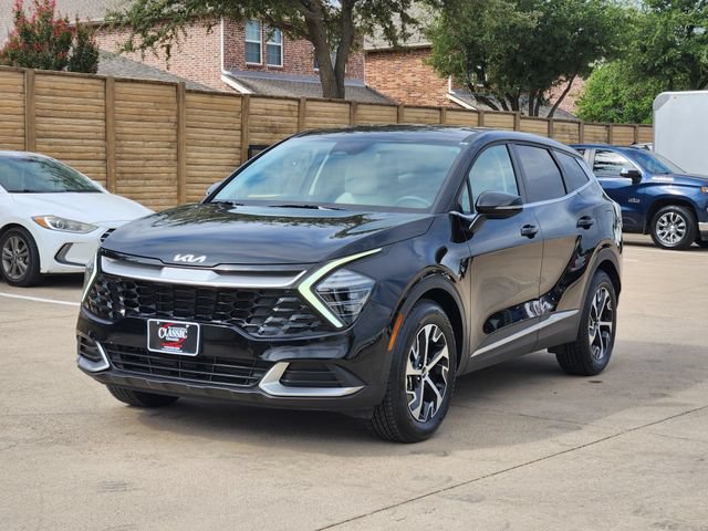 Used 2025 Kia Sportage EX FWD image 11