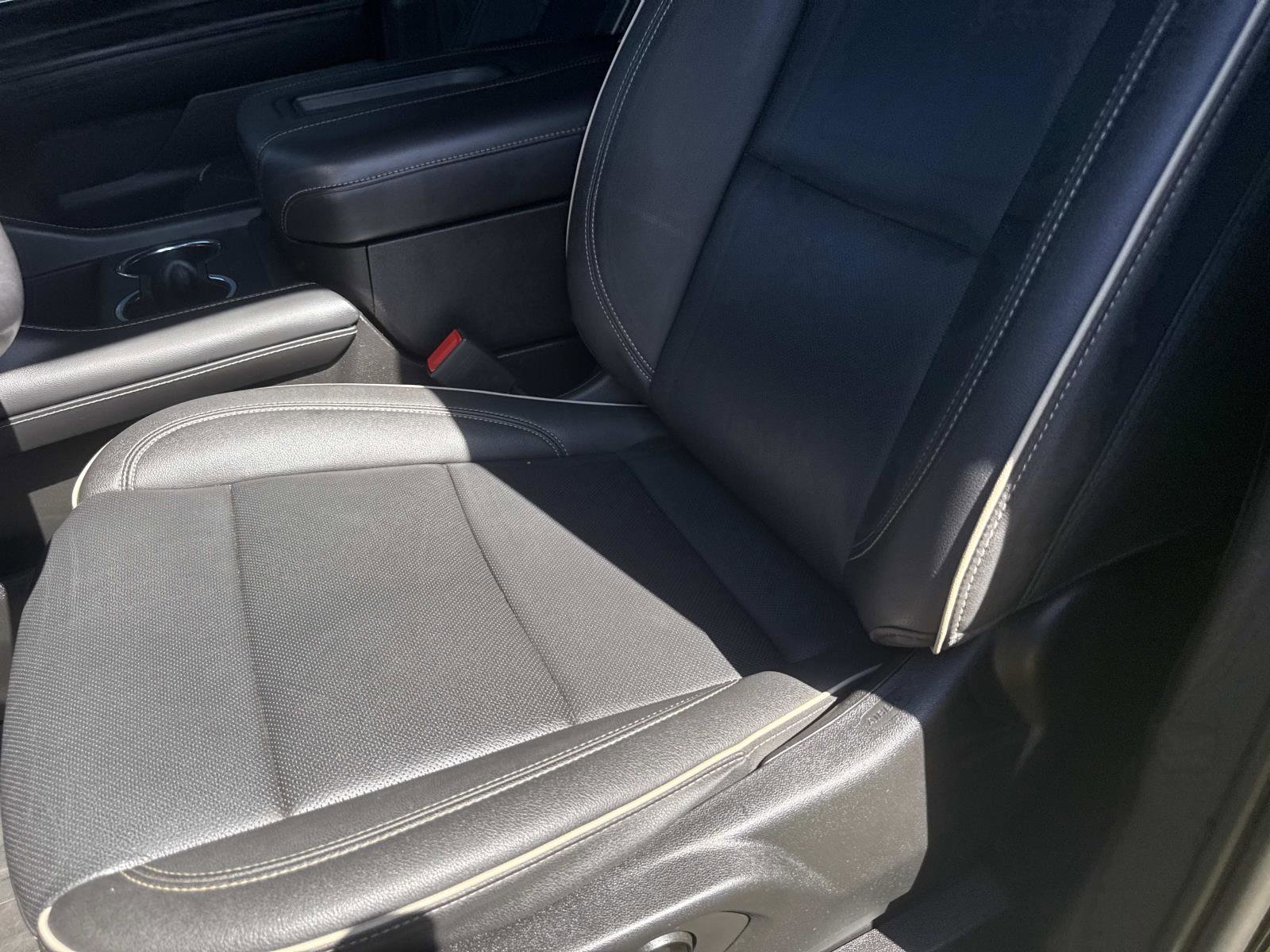Used 2023 Chevrolet Tahoe Premier AWD/4WD image 22