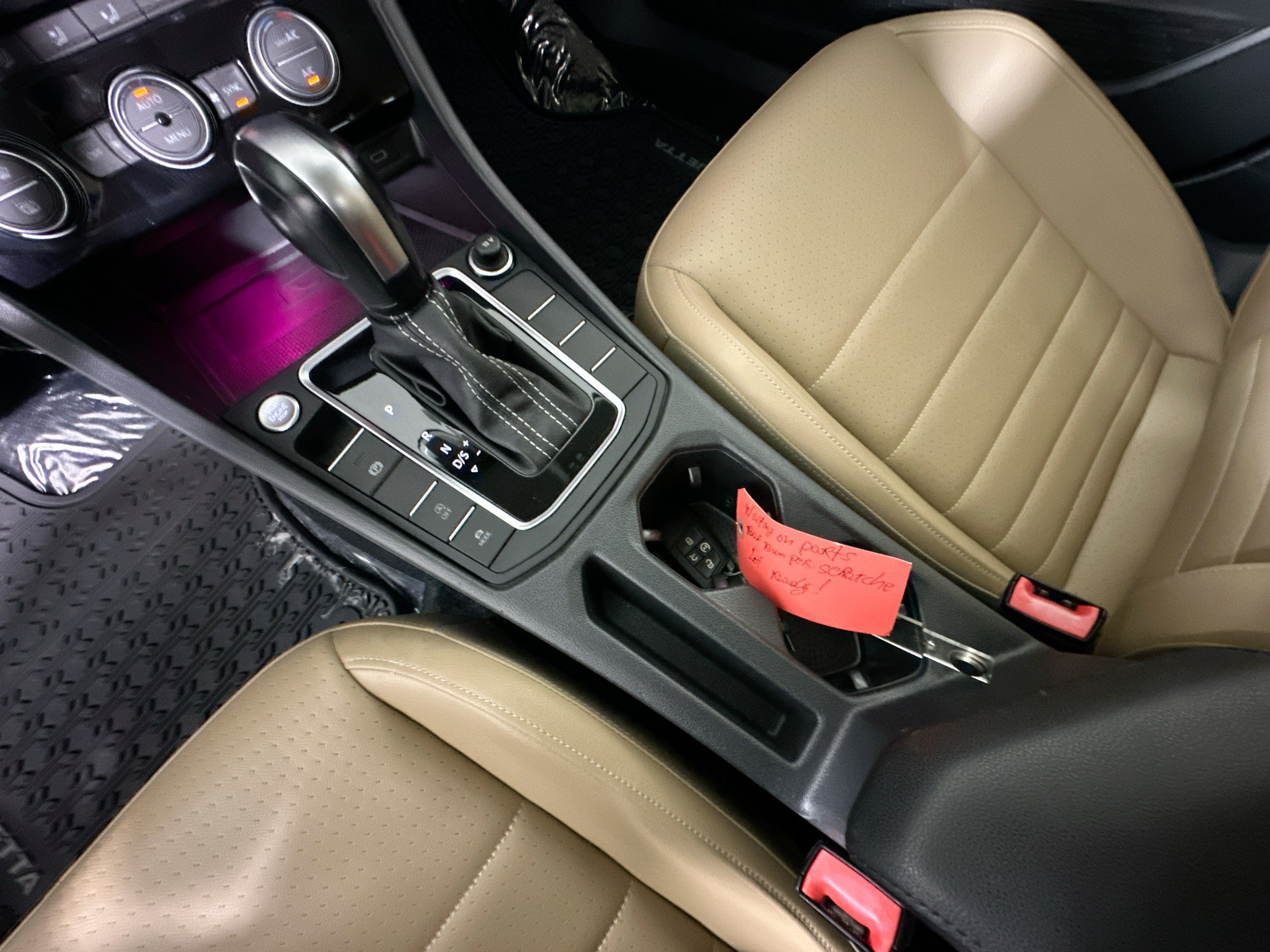 Used 2021 Volkswagen Jetta SEL FWD image 22