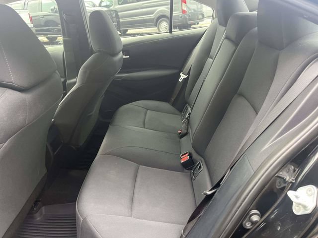 Used 2021 Toyota Corolla LE FWD image 13